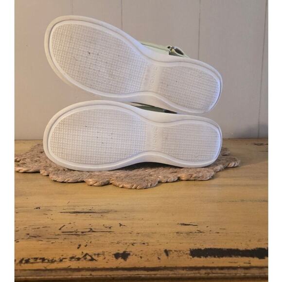 Vionic Karleen Vibrate Green Ankle Strap Ladies US 8 - Picture 8 of 8